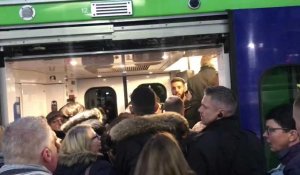 Des trains surchargés en gare Lille Flandres