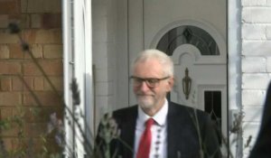 Elections au Royaume-Uni: le chef du parti travailliste Jeremy Corbyn quitte son domicile