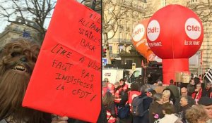 Retraites: la CFDT dans le cortège parisien, derrière ses propres banderoles