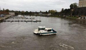 Sablé-sur-Sarthe. Des bateaux à la dérive