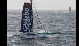 Brest Atlantiques. A bord de Sodebo, après le départ de la course