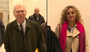 Procès en diffamation: arrivées au tribunal de Pierre Joxe et Ariane Fornia