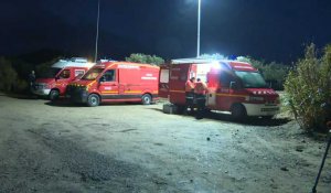 Marseille: pompiers et policiers près de la zone de l'accident d'hélicoptère