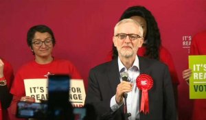 Jeremy Corbyn conclut la dernière journée de campagne avec un rassemblement à Londres