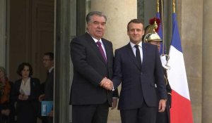 Emmanuel Macron reçoit le président du Tadjikistan, Emomali Rahmon
