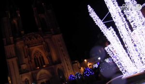 Coutances. Les rues décorées d'illuminations de Noël