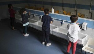 France : les règles sur la distanciation physique à l'école vont être allégées