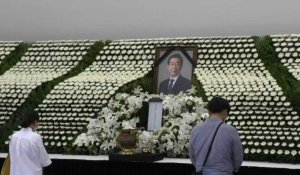 Hommage des habitants de Séoul à leur maire après son suicide