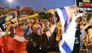 Israël: des milliers de manifestants contre la gestion de l'épidémie