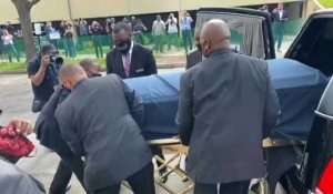 Hommage à George Floyd: le cercueil arrive à l'université North Central pour une cérémonie