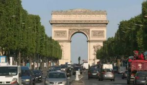 Déconfinement jour 2: circulation fluide sur les Champs-Elysées