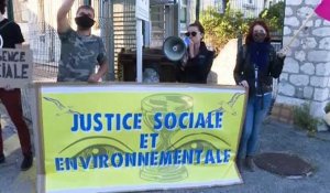 A Marseille, manifestation contre la "réintoxication du monde"