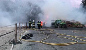 Incendie de 120 tonnes de paille dans une pension pour chevaux à Cysoing