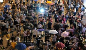 Hong Kong: les manifestants défient toujours la police, un an après