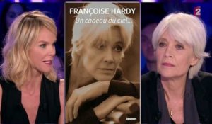 Vanessa Bruggraf attaque violemment Françoise Hardy sur son livre : "C'était pas un cadeau de vous lire, c'était glauque