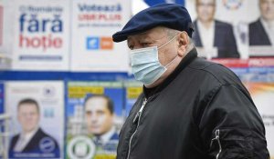 Les Roumains votent en pleine pandémie : les pro-européens favoris