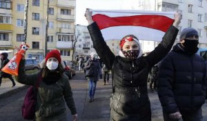 Bélarus : l'opposition poursuit ses manifestations décentralisées