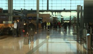 Covid-19: images de l'aéroport de Berlin, l'Allemagne suspend les vols en provenance du Royaume-Uni