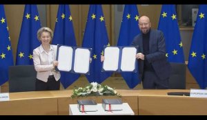 Brexit : les dirigeants de l'Union européenne signent l'accord (vidéo)