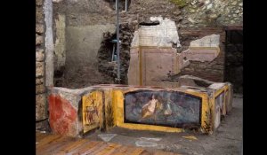 Pompéi : découverte d'un thermopolium, le "fast food" antique