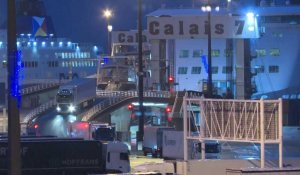 Brexit: le trafic reprend timidement au port de Calais