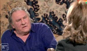 Passage des arts : Gérard Depardieu défend Poutine