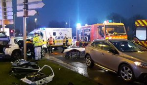 Accident au rond-point Jean-Monnet d'Arras