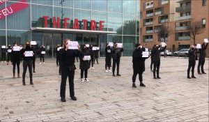 Dunkerque: une flashmob "pour sauver les écoles de danse" 