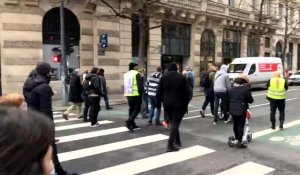 Lille : les gilets jaunes manifestent en ville