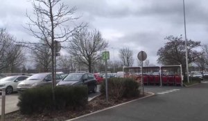 Auchan Noyelles Godault ce 7 mars : le blocage du pays pas vraiment perceptible