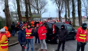 Calais : blocage eboueurs