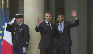 Le président français Macron reçoit le Premier ministre britannique Sunak