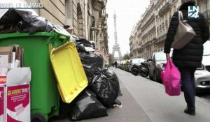 "Une horreur': les poubelles s'amoncellent à Paris