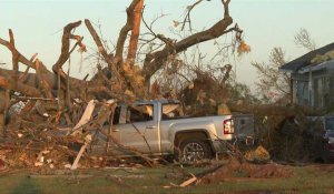 "Le moment le plus effrayant de ma vie" : le Mississippi dévasté par des tornades
