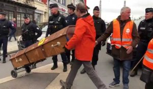 Saint-Quentin: un barrager policier en place après la manifestation contre la réforme des retraites