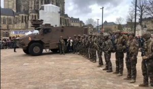 VIDEO. Des démonstrations de combats du 2e RIMa place des Jacobins au Mans
