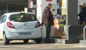 Pénuries de carburant : les automobilistes "sereins" en ce début de week-end pascal