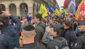 A Paris, légers heurts lors du rassemblement à l'appel de l'Action française