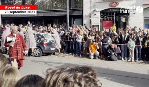VIDEO. Opération surprise par Royal de Luxe : le lavage de voitures… mal garées