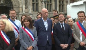 Agression du maire de L'Haÿ-les-Roses: rassemblement devant la mairie de Paris