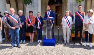 Rassemblement d'élus contre les violences à Péronne