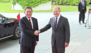 Le Premier ministre chinois Li Qiang reçu par Scholz à Berlin