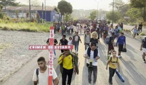 Mexique: marche de migrants pour protester contre l'incendie meurtrier de Ciudad Juarez
