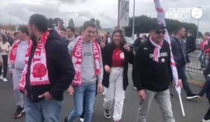 VIDÉO. Cholet Basket-Wloclawek. Avant le match, les supporters des deux équipes donnent de la voix !