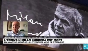 Jacques Rupnik rend hommage à Milan Kundera, un "grand romancier et essayiste" et cher ami