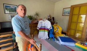 Italo Lecci, le fan de cyclisme aux 40 000 photos et dédicaces de coureurs professionnels