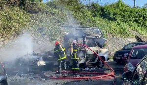 À Boulogne-sur-Mer, spectaculaire incendie d’un camping-car à la gare