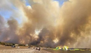 Incendie sur l'île de Rhodes : 30 000 personnes évacuées