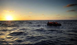 En moins de 48 heures, le navire Ocean Viking a porté assistance à 623 migrants en mer Méditerranée
