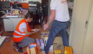 Saint-Omer : la CFDT offre un kit d'hygiene aux jeunes d'Habitat Jeunes, en situation de précarité